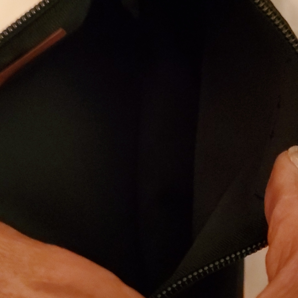 Henri Bendel - image 2